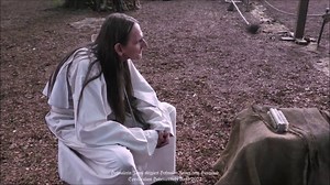 Hofmalerin Jenni  skizziert Hofmaler Reiner vom Hexenbad