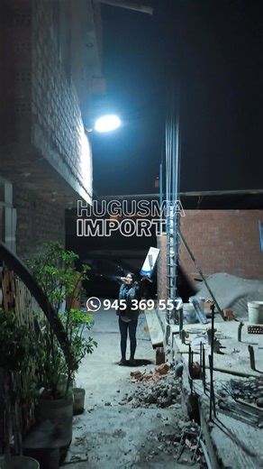 87K views · 480 reactions | Llegaron las farolas solares de 400W  ✅ Control remoto ✅ Sensor de movimiento ✅ Protección IP65 ✅ Alcance de 140 m²  Envíos gratis a todo el Perú #hugusmaimport #luminariassolares #reflectorsolar #peru | Hugusma Import | Facebook