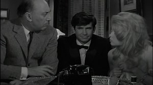 une ravissante idiote (the ravishing idiot) 1964 (eng subs)