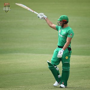 That 🦆 is a distant memory now for Marcus Stoinis! 61 from 37. The Stoin is BACK 👌 | BBL