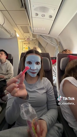 Todo lo que comí en mi vuelo Madrid-Chicago