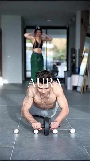 CALISTHENICS AURA 🦾⚡ #viral #motivation #publicreactin #foryou #shortsfeed #explore #karate #reel