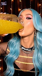 When life gives you pickles… drink the juice too 🥒🥤✨ A cold gulp of sour crunch followed by the ultimate pickle bite. Salty, snappy, and oddly satisfying. Would you sip or skip? #oddlysatisfyingvideos #pickleasmr #asmreating #fantasyasmr #oddlysatisfying | Faux Feast