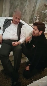 I tried Singing 'Din Dhal Jaaye' for uncle Ram Buxani when i met him in Dubai sometime back. We guys had a very good time. | Mohit lalwani