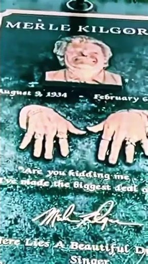 Johnny Cash & June Carters Grave #johnnycash #famousgraves #grave #countrymusic #ringoffire #music