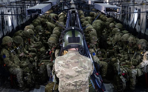 British and French Paratroopers Prepare for Possible Peacekeeping Mission in Ukraine
