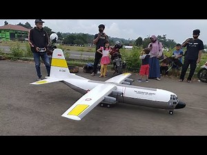 MAIDEN FLIGHT RC HERCULES C 130 SECOND VERSION WINGSPAN 307 Cm