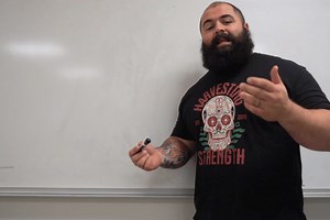 Professional coach breaks down ideal back angles for heavier, safer lifts