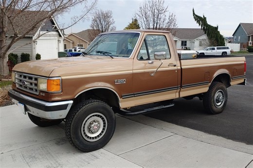 No Reserve: Original-Owner 1987 Ford F-250 XLT Lariat 7.5L 4x4 5-Speed