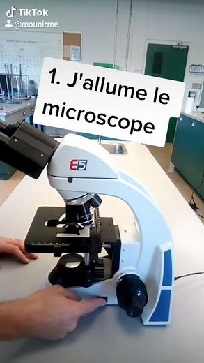 Le microscope, très utile et si facile à utiliser dans mon cours de sciences !