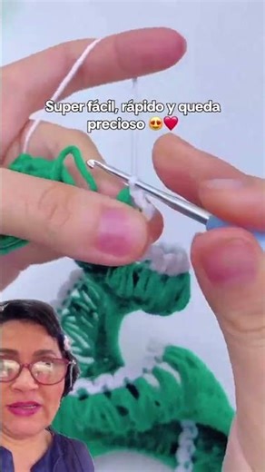 Beautiful way to make a knitted Christmas tree #knittedtree #handknittedtree #crochettree