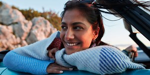 What Libra Risings Are Like at Work, in Love, With Family and More