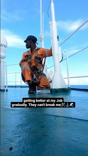 Work day at sea. Marine Engineer on a ship. #work #sea #job #marineengineer