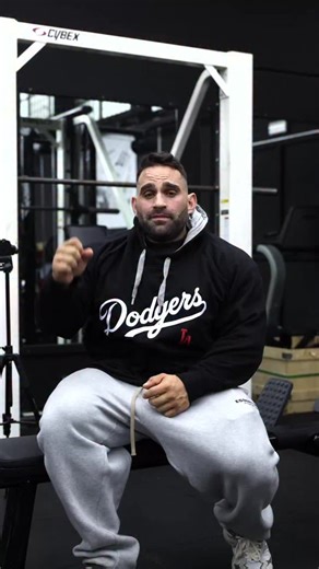 ROBERTO BUONOMO | IFBB PRO on Instagram: "Tier List macchinari da palestra 🥇 SUPER • Smith Machine • Cavi • Chest Supported T-Bar • Leg Press 🥈 BUONI / MEDI • Chest Press • Calf Machine • Pulley • Delt Machine 🥉 POCO UTILI (per avanzati) • Squat libero • Panca piana libera • Abs Machine ⚠️ Nota: se sei principiante squat e panca sono fondamentali. Se sei più avanzato puoi ottimizzare molto di più con i macchinari. 👇 Ora voglio la TUA classifica nei commenti"