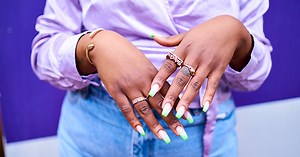 These 5 NYC Nail Salons Will Glam You Up Outdoors