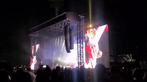 Watch Guns N’ Roses cover AC/DC’s ‘Whole Lotta Rosie’ in Australia