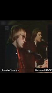 Moon Martín "Bad Case Of Loving You" (Mal caso de amarte) | Universal Rock