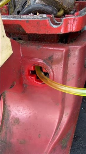 I change the primer bulb easy