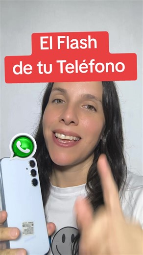 el flash del Teléfono #hacks #telefono #yenitips3 #whatsapptips | flash