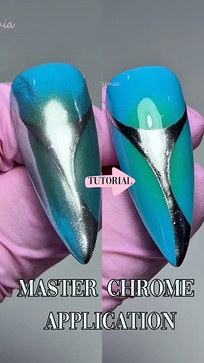 Montreal Nail Tech and Educator🇨🇦💫 on Instagram: "Don’t let chrome ruin any more of your designs!!💪🏼 This video will show you how to achieve PERFECT CHROME APPLICATION EVERY SINGLE TIME! If you follow these steps, you’ll be good to go and it’ll be as easy as breathing🥰 @kiaraskynails discount code: TASMIA10 ✨ silver lining chrome ✨ buffer blocks ✨ uv top coat ✨ pitch black gel pod ✨ xl liner - - - - - - - - - [ chrome nails, chrome, how to chrome, chrome tutorial , chrome nail tutorial, be