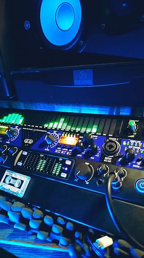 I'm currently working on a production without sampling, using only emulators of historical instruments. See you Sunday! @à la une #akai #MPC #beats #rapper #boombap #hiphop #rap #fbreelsfypシ゚ #challenge #beatyesterday #fbreelsfypシ゚viralfbreelsfypシ゚viral #groove #producer #instrumental | Blk R MpcBeat