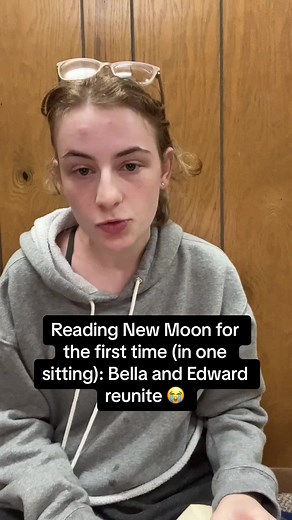 Edwards plan was to sparkle himself to death RIP 🙏🙏 #twilight #newmoon #thesequelnobodywanted