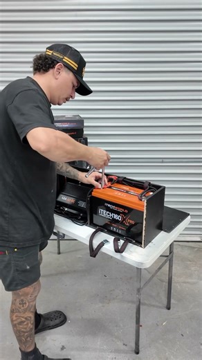 Wired up a clean 12V setup in the tinny ⚡🎣