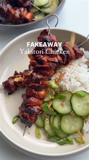 BORED OF LUNCH on Instagram: "Fakeaway Airfryer Chicken Yakitori Skewers These sticky and charred skewers are a simple Japanese classic – yakitori literally meaning chicken grilled on skewers. Perfect for a picky tea or hosting. Don’t forget to grab by Healthy Fakeaway cookbook for yourself or for a Christmas gift, comment fakeaway and I’ll send you a link. Ingredients: - 500g boneless & skinless chicken thighs, cut into small chunks - 6 tbsp dark soy sauce - 80ml mirin - 2 tsp rice wine - 1 tsp