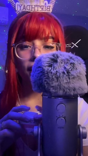 Cuidados faciales con Mena Esc en Live | ASMR