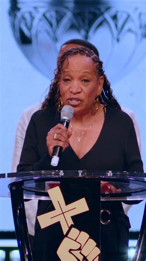 What a Sunday at New Birth! 🙌🏾🔥 The Clark Atlanta University Choir came and absolutely TORE THE HOUSE DOWN. The excellence. The anointing. The energy. Unmatched. 💛🖤 Then Pastor Christopher J. Robinson blessed the house with a powerful word that stirred faith and challenged us to rise higher. And the moment we’ll never forget… 🎓 20 New Birth students received scholarships to attend Clark Atlanta University! This is what it looks like to worship hard and invest in the future. We don’t just g