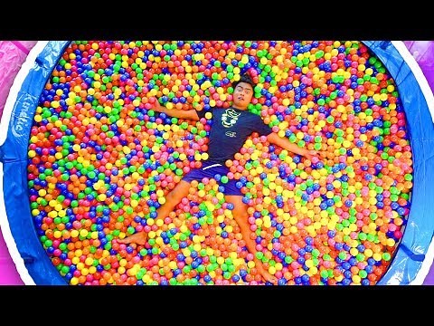 GIANT TRAMPOLINE BALL PIT!