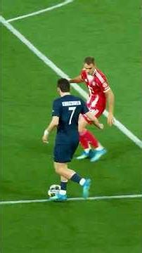 Kvaratskhelia's Champions League mentality 😤