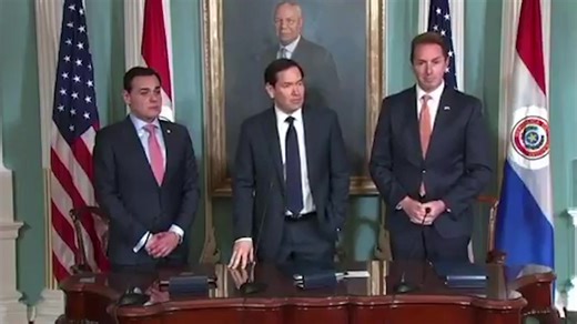 Marco Rubio, secretario de Estado de EE.UU. aseguró que “el régimen de Nicolás Maduro no es un gobierno, es una organización criminal”. “El Cártel de los Soles es una organización criminal que se hace pasar por un gobierno. El régimen de Maduro no es un gobierno. No es un gobierno legítimo. Nunca lo hemos reconocido como tal. #Internacionales | ITV El Salvador