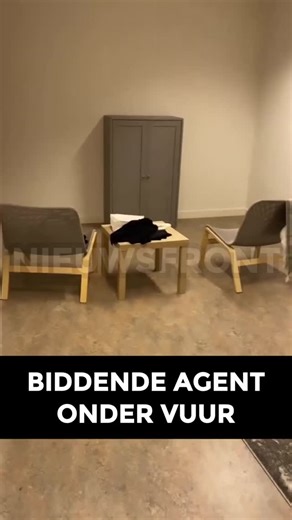 Het Nieuwsfront on Instagram: "Amsterdam's jeugdagent staat onder vuur, maar is een moment van rust niet voor iedereen? Check de link in bio ✨ #BiddendeAgent #ZenMomentje #Amsterdam #Politie #OnderVuur"