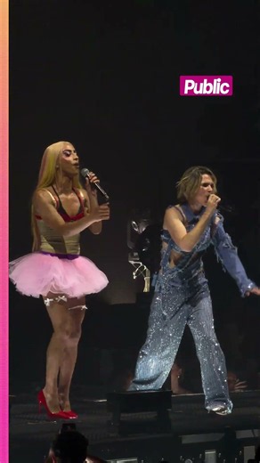 Lorie enflamme le Zénith de Paris avec Bilal Hassani en guest