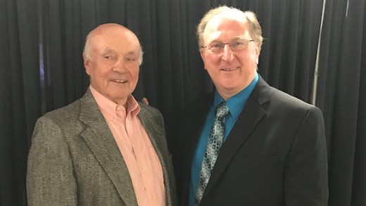 Ex-Detroit Red Wings voice Bruce Martyn on why Gordie Howe was greater than Wayne Gretzky