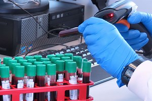 How does the AstraZeneca/Oxford vaccine work?