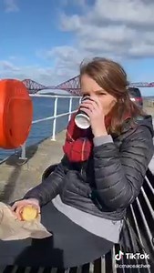 Have you been to the historic town of South Queensferry? 🏴󠁧󠁢󠁳󠁣󠁴󠁿 The beautiful town sits on the shore in the shadow of the Forth Bridges and is packed with brilliant things to see and do, such as boat tours, Queensferry Museum, two stately homes, as well as a coastal walk. 📸: cmaceachen | DoubleTree by Hilton Edinburgh Queensferry Crossing