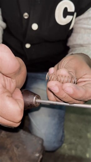 This Simple Trick Turns Wire Into a Perfect Spring #shortvideo #multiskills