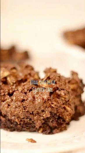 Viral Crunch Cake Recipe