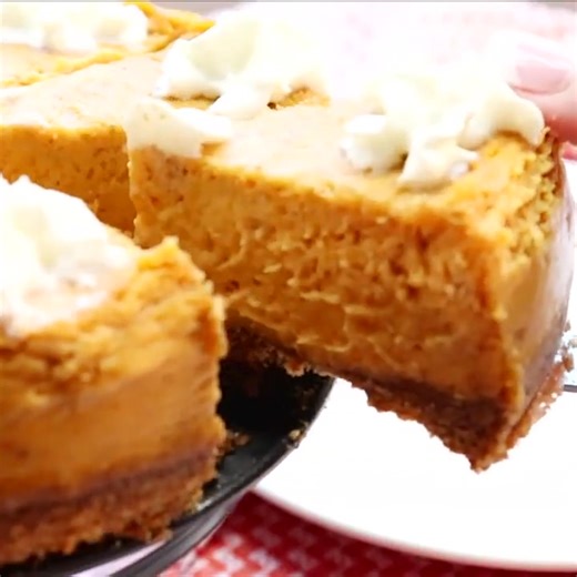 🍂✨ Looking for the ultimate fall treat? You’ve got to try this delightful Crock-Pot Express Pumpkin Cheesecake! 🎃 It's wonderfully rich and creamy, packed with just the right amount of pumpkin spice goodness! Whipped up in the Crock-Pot Express electric pressure cooker, this cheesecake is not only quick and easy but also perfect for any autumn celebration or holiday gathering! 🎉 Find the link to the recipe and instructions in the first comment below 👇👇👇 | Crock-Pot Ladies
