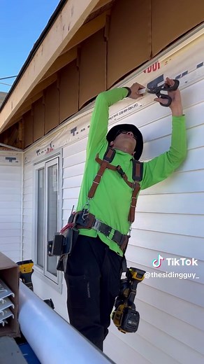 How to Effectively Join J-Channel in Vinyl Siding