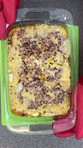 Pumpkin Dump Cake #easyrecipes #desserts #pumpkin