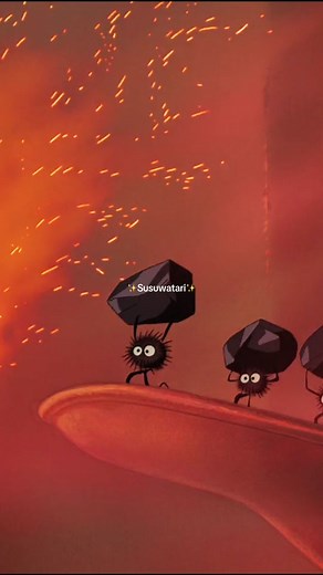 Los Susuwatari suelen tener forma de pequeñas esferas negras con ojos blancos y los vemos presentes en las peliculas de Hayao Miyazaki. En #MiVecinoTotoro, los susuwatari son presentados en una escena donde Mei, la hermana menor, los descubre mientras juega en el interior de una casa abandonada. En #ElViajedeChihiro, desempeñan un papel más destacado en la escena de la casa de baños, donde trabajan clasificando el hollín producido por los baños termales. Un perdonaje muy curioso con gran transfo