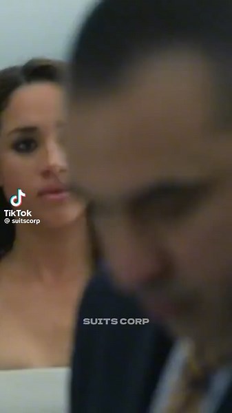 The original spicy scene between Rachel and Mike
