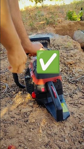 How to start a chainsaw