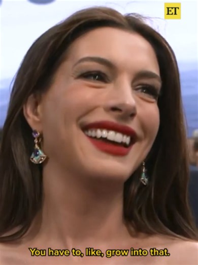 Anne Hathaway has a feeling she may have more fashion mishaps in the future, but at least she can laugh them off #annehathaway #devilwearsprada #theodyssey