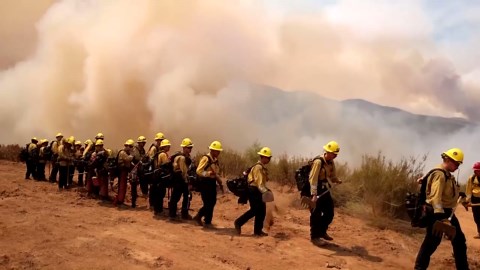 Firefighters battle Gifford Fire as wind and heat fuel the flames