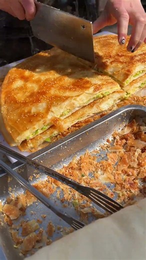You’ve Never Seen Breakfast Like This! Chinese Street Food 🥟🥢