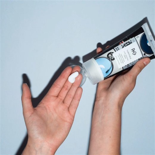 Watch Turn Table GIF  on Amazon Live